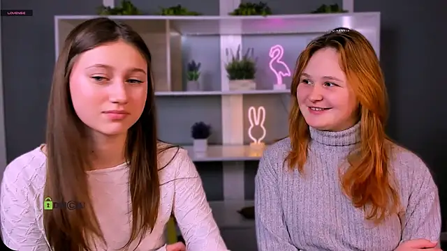 arianaa cat online show from 03-04-26, 07:53