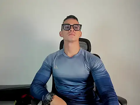 Snapshot of CRISTHIAN_WOLF1 chatting on 02-15-26, 09:22 CRISTHIAN WOLF1 online show from 02-15-26, 09:22