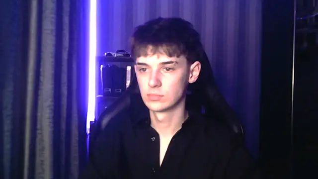 Snapshot of Sweet_Dude chatting on 02-24-26, 05:22 Sweet Dude online show from 02-24-26, 05:22