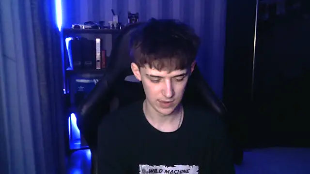 Snapshot of Sweet_Dude chatting on 02-25-26, 08:51 Sweet Dude online show from 02-25-26, 08:51