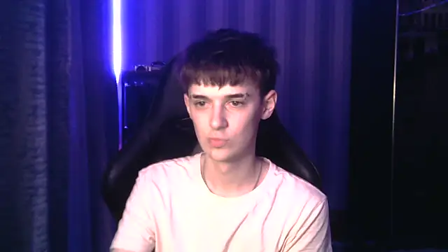 Snapshot of Sweet_Dude chatting on 03-03-26, 09:42 Sweet Dude online show from 03-03-26, 09:42