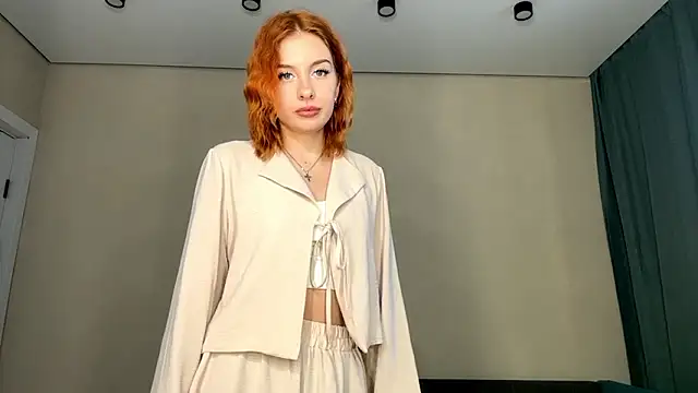 Snapshot of LuxuryRita chatting on 02-02-26, 01:21 LuxuryRita online show from 02-02-26, 01:21