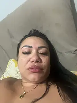 Snapshot of Deyseprado35 chatting on 02-01-26, 01:48 Deyseprado35 online show from 02-01-26, 01:48