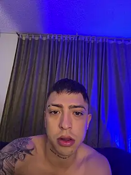 Snapshot of SavageBond_ chatting on 02-28-26, 05:30 SavageBond online show from 02-28-26, 05:30