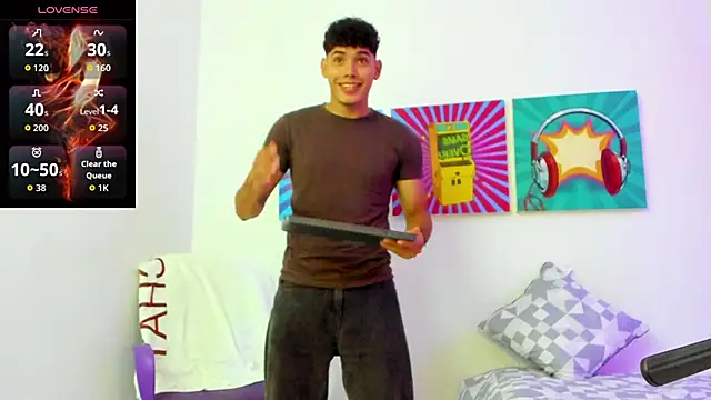 Snapshot of justin_payn14 chatting on 02-08-26, 02:53 justin payn14 online show from 02-08-26, 02:53