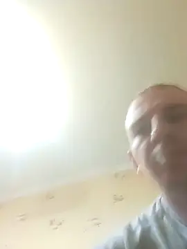 Snapshot of alekswood chatting on 02-24-26, 09:57 alekswood online show from 02-24-26, 09:57