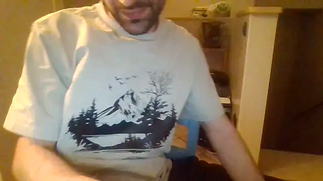 Snapshot of Porcland666 chatting on 02-27-26, 11:49 Porcland666 online show from 02-27-26, 11:49