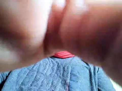 Snapshot of bigbooietx chatting on 02-10-26, 05:39 bigbooietx online show from 02-10-26, 05:39