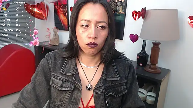 Snapshot of Milfangel1 chatting on 02-20-26, 07:03 Milfangel1 online show from 02-20-26, 07:03