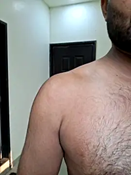 hot---boy1 online show from 02-03-26, 02:53