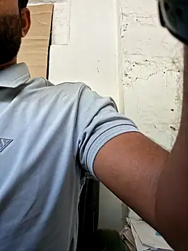 hot---boy1 online show from 02-22-26, 05:19