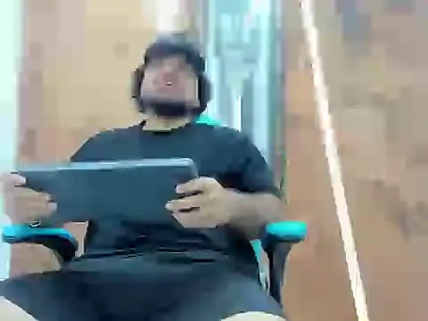 Snapshot of Chris_Evans22 chatting on 03-01-26, 07:49 Chris Evans22 online show from 03-01-26, 07:49