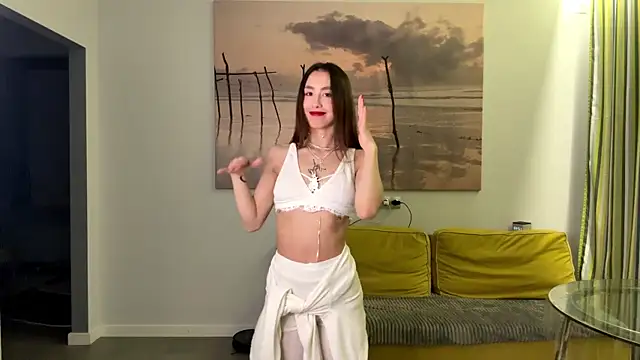 Snapshot of DeliaPesta chatting on 02-10-26, 07:51 DeliaPesta online show from 02-10-26, 07:51