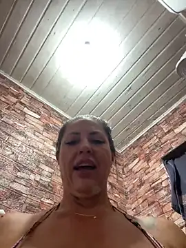 Snapshot of hotcasal69 chatting on 02-17-26, 08:26 hotcasal69 online show from 02-17-26, 08:26