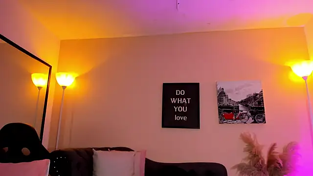 Snapshot of victoriazans chatting on 02-26-26, 03:27 victoriazans online show from 02-26-26, 03:27