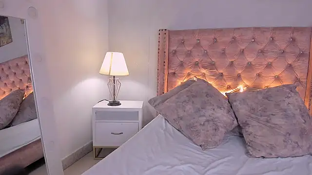 Snapshot of noah_lewiss chatting on 02-09-26, 11:03 noah lewiss online show from 02-09-26, 11:03