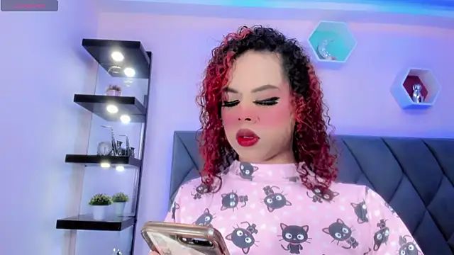 Snapshot of ManuelaJohnson chatting on 02-20-26, 12:27 ManuelaJohnson online show from 02-20-26, 12:27