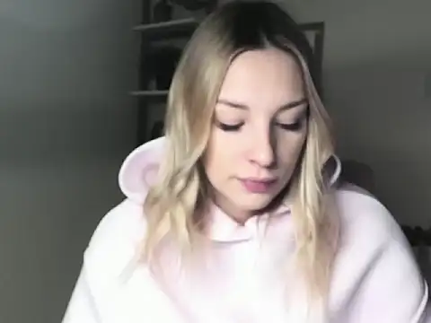 VelvetAngela online show from 02-18-26, 06:42