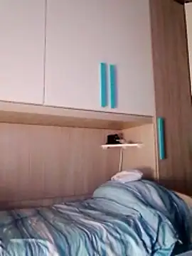 Snapshot of no-name15 chatting on 02-15-26, 09:08 no-name15 online show from 02-15-26, 09:08