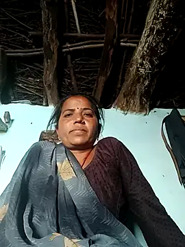 Snapshot of Manu_mehta chatting on 02-12-26, 04:29 Manu mehta online show from 02-12-26, 04:29