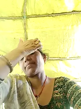 Snapshot of Manu_mehta chatting on 02-13-26, 07:26 Manu mehta online show from 02-13-26, 07:26