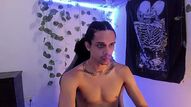 Aaron Hopper online show from 02-07-26, 01:26