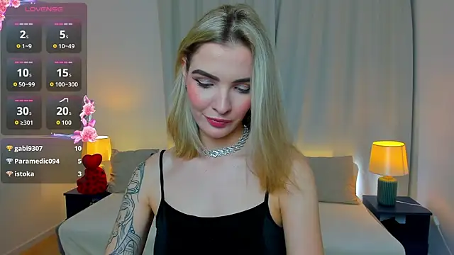 SinLuna  online show from 02-19-26, 09:00