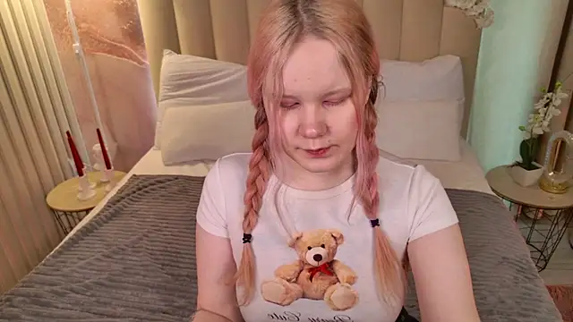 AnnieVibe online show from 03-28-26, 05:34