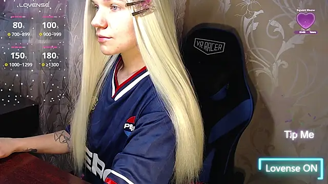 Snapshot of Shiny_Victoria chatting on 02-17-26, 10:34 Shiny Victoria online show from 02-17-26, 10:34