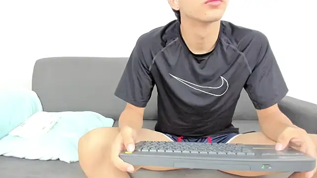 Snapshot of Steerlingxvx chatting on 02-18-26, 02:02 Steerlingxvx online show from 02-18-26, 02:02