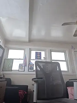 Snapshot of Gaymer_Faerie chatting on 02-09-26, 02:43 Gaymer Faerie online show from 02-09-26, 02:43