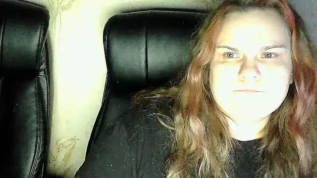 Snapshot of DollyGersoon chatting on 02-05-26, 07:51 DollyGersoon online show from 02-05-26, 07:51