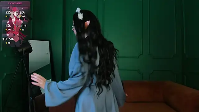 Crystal lovley online show from 02-05-26, 10:14