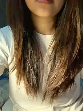 Snapshot of Luna_Babyyy chatting on 02-10-26, 01:32 Luna Babyyy online show from 02-10-26, 01:32