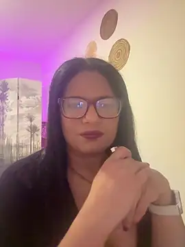 Snapshot of MelOnlyOf chatting on 02-16-26, 07:10 MelOnlyOf online show from 02-16-26, 07:10