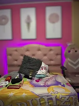 Snapshot of Karolaiin_LS chatting on 02-26-26, 08:08 Karolaiin LS online show from 02-26-26, 08:08