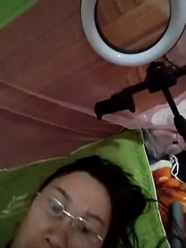 Snapshot of miko_nyan2006 chatting on 02-21-26, 12:00 miko nyan2006 online show from 02-21-26, 12:00