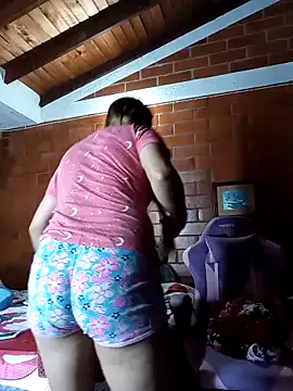 cristalprincess  online show from 02-23-26, 01:36