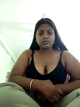 Snapshot of Sunitak450 chatting on 02-19-26, 04:14 Sunitak450 online show from 02-19-26, 04:14