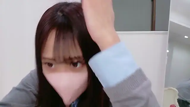 Snapshot of rinochan_v chatting on 02-24-26, 03:10 rinochan v online show from 02-24-26, 03:10