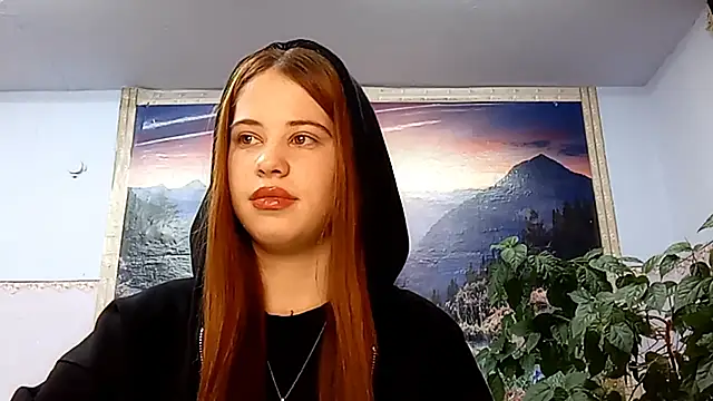 Snapshot of Lideyoung chatting on 02-05-26, 11:15 Lideyoung online show from 02-05-26, 11:15