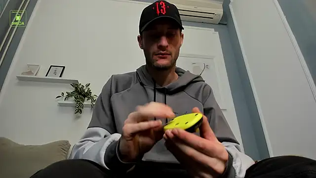 Snapshot of Deymond_Russo chatting on 02-27-26, 05:24 Deymond Russo online show from 02-27-26, 05:24