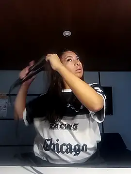 Snapshot of MeelFox chatting on 02-24-26, 12:14 MeelFox online show from 02-24-26, 12:14