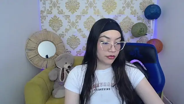 Snapshot of ALISS_M_ chatting on 02-11-26, 07:41 ALISS M online show from 02-11-26, 07:41