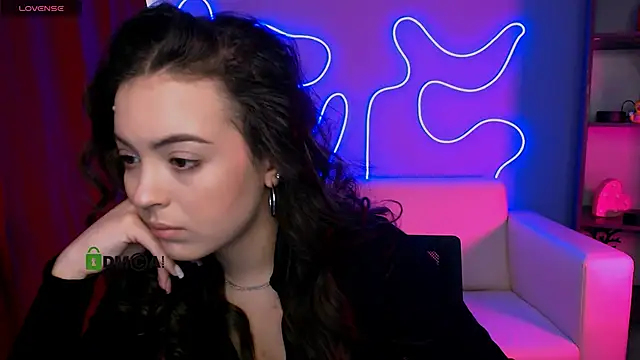 Snapshot of jennifer_sheil chatting on 02-24-26, 10:35 jennifer sheil online show from 02-24-26, 10:35