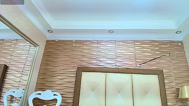 Snapshot of meganrousx chatting on 02-21-26, 11:55 meganrousx online show from 02-21-26, 11:55