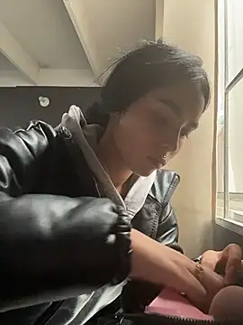 Snapshot of Sara_Fernandez_ chatting on 02-17-26, 02:02 Sara Fernandez online show from 02-17-26, 02:02