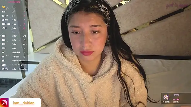 Dahiana Dmour  online show from 03-18-26, 12:52