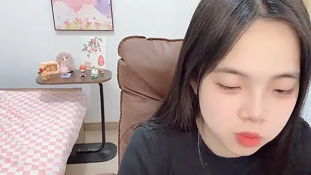 Snapshot of Dawn-2 chatting on 02-24-26, 01:03 Dawn-2 online show from 02-24-26, 01:03