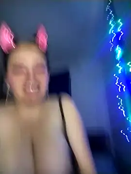 Snapshot of Deimoonblack26 chatting on 02-27-26, 07:03 Deimoonblack26 online show from 02-27-26, 07:03